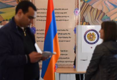 26 партий и блоков выйдут на дистанцию досрочных выборов в Армении