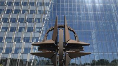 НАТО ограничит доступ миссии Беларуси в свою штаб-квартиру