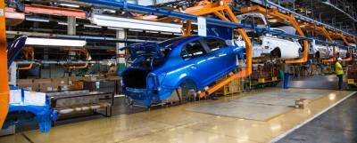«АвтоВАЗ» на два дня приостановит производство автомобилей из-за нехватки запчастей