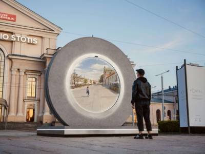 В Вильнюсе и Люблине установили "порталы": жители двух городов могут видеть друг друга в режиме реального времени - unn.com.ua - Киев - Польша - Литва - Вильнюс - Люблин