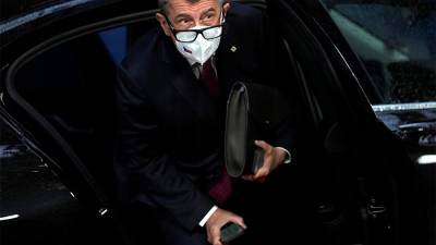 В Чехии призвали предъявить премьеру обвинения в мошенничестве с деньгами ЕС