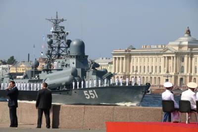 Парад в честь дня ВМФ в Петербурге проведут в традиционном формате