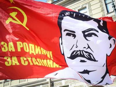 В Дагестане установили и спустя два дня снесли бюст Сталина (фото)