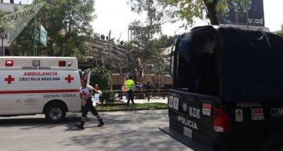 В Мехико рухнул метромост с поездом, есть погибшие и раненые – видео ЧП