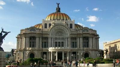 Жертвами обрушения метромоста в Мехико стали 15 человек