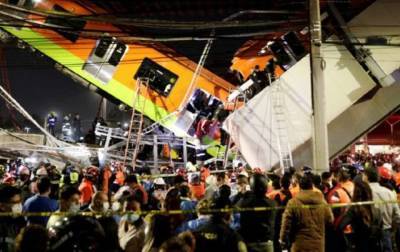 В Мехико обрушилась эстакада метрополитена, много погибших и пострадавших