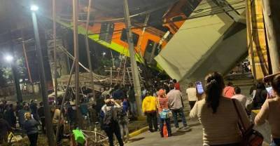 При крушении метромоста в Мехико погибло 15 человек