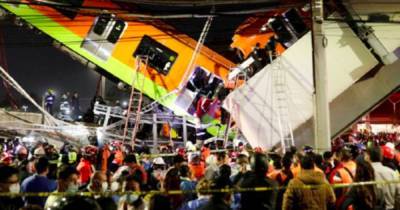 В Мексике обрушился мост с поездом метро: много погибших и раненых