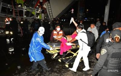 Крушение поезда в Мехико: число жертв достигло 20 человек