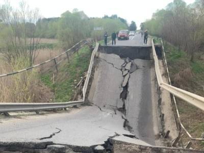Обвалившийся во Львовской области мост ни разу не ремонтировали – "Укравтодор"