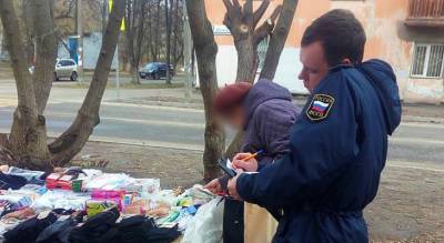 Слезы торговки: в Ярославле во время облав отобрали товар у продавцов