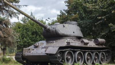 Боевой дух германской пехоты не выдержал испытания российским танком Т-34