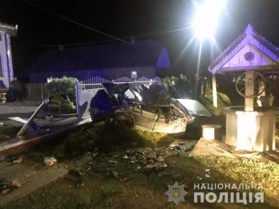 Не справился с управлением: на Буковине произошло смертельное ДТП – фото
