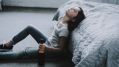 Без криков и слез: что делать, если подросток вернулся домой пьяным?