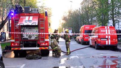 В результате пожара в московской гостинице погибли два человека — видео