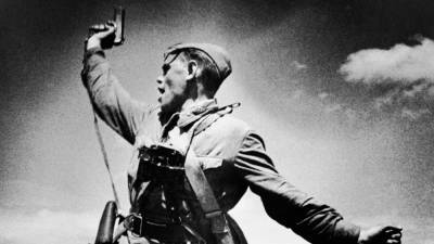 Нейросеть восстановила кинохронику шествия Красной армии в Берлине в мае 1945 года
