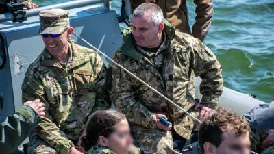 Командующий Силами специальных операций США прибыл на базу подводных диверсантов в Одессе