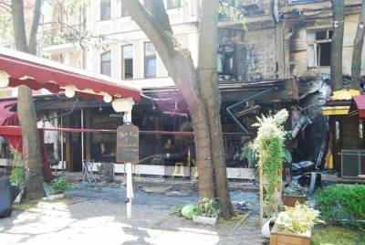 Пожар в ресторане и отеле в Одессе: назвали предварительную причину возгорания