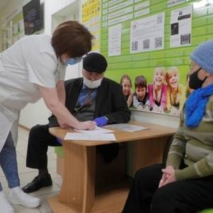 В Украине обнаружили менее 3 тысяч случаев коронавируса за сутки