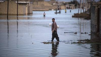 Десять человек погибли в Иране из-за наводнений