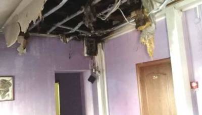 Во Львове горел отель, эвакуировали 12 человек