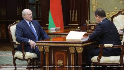 Лукашенко потребовал от правительства подготовить ответ на санкции