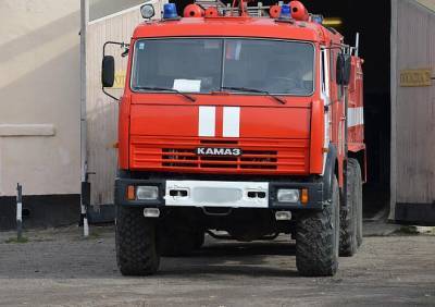 В Рязанской области при опрокидывании пожарной машины погиб спасатель