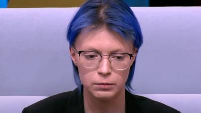 Дочь Ефремова хочет заработать миллионы рублей на комментарии об отце и смертельной аварии