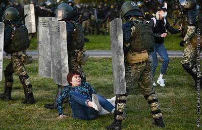 Более 80 бывших силовиков в Белоруссии лишены званий за содействие протестам