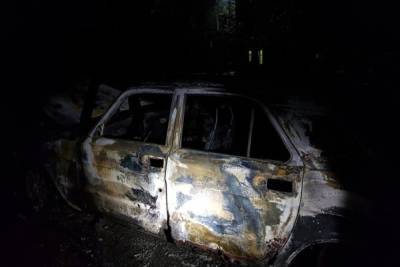 В поселке Геологов в Смоленске загорелся автомобиль