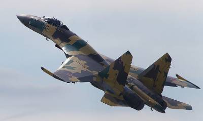 Российский БПЛА «Охотник» сможет выводить из строя целую эскадрилью американских F-35 и F-22