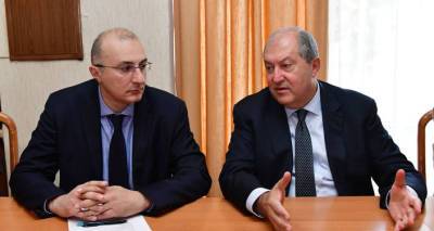 Армен Саркисян обсудил реализацию программ в Сюнике с Айкаком Аршамяном