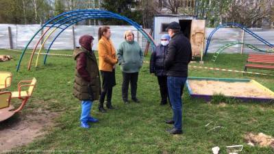 Представители мэрии встретились с рязанцами из-за строительства яслей в Канищеве