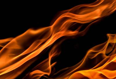 Два подростка погибли и один пострадал при пожаре в Тосненском районе