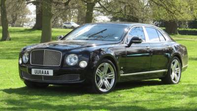 Bentley Mulsanne королевы Елизаветы II был продан почти за 19 млн рублей
