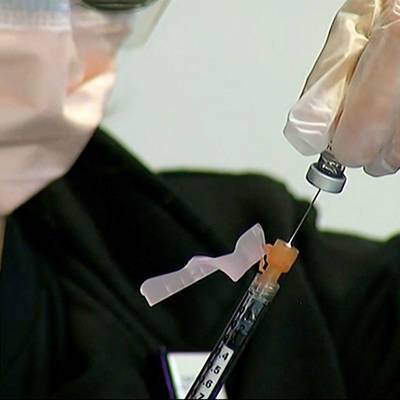 В США заявили о скорой готовности вакцинировать детей и подростков от Covid-19