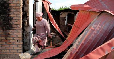 Киргизия восстановит разрушенные села на границе с Таджикистаном