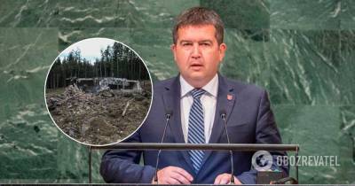 Взрывы во Врбетице: Гамачек хотел обменять информацию на Спутник V – СМИ