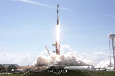 SpaceX повторила действующий рекорд — в девятый раз запустила и посадила одну и ту же ступень Falcon 9. Число заявок на подключение Starlink перевалило за 500 тыс.