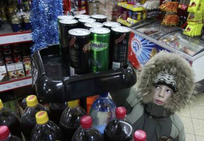 В России предложили запретить продажу энергетиков несовершеннолетним
