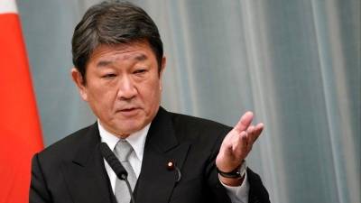 Глава МИД Японии призвал G7 выработать единый подход к России