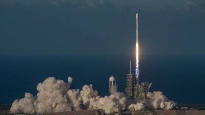 Ракета Falcon 9 со спутниками Starlink успешно стартовала в США