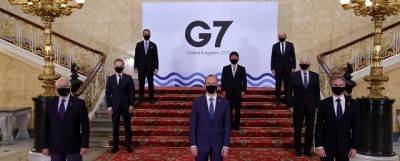 Глава МИД Японии призвал страны G7 выработать подход к России
