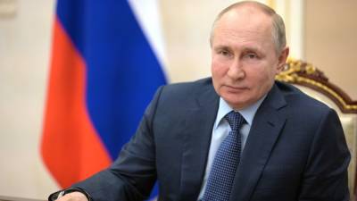 Путин поздравил российских шифровальщиков с профессиональным праздником