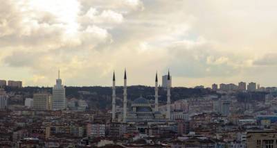 Турецкие власти арестовали еще 9 военных по подозрению в шпионаже