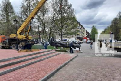 Новый памятник ставят в Заинске вместо недавно сгоревшего