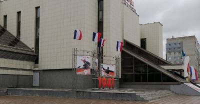 Власти Нижневартовска объяснили появление "флагов Франции" в центре города