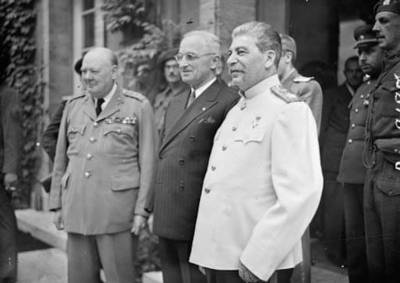Почему Сталин не согласился на расчленение Германии после войны