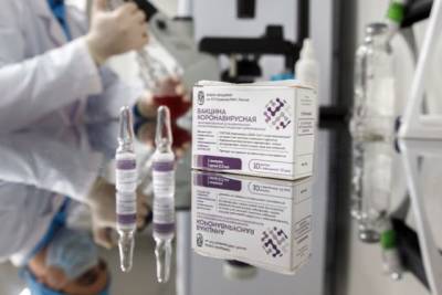 Центр Чумакова не исключает трехкратную вакцинацию «Ковиваком»
