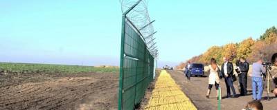 Украина обустроила противотанковые рвы протяженностью 400 км на границе с Россией